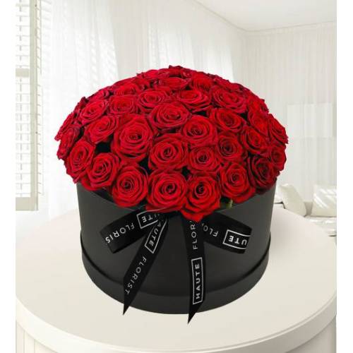 Bild von Grand Gesture – Luxury Red Roses – Roses in a Hat Box – Luxury Flowers – Luxury Roses – Hat Box Flowers