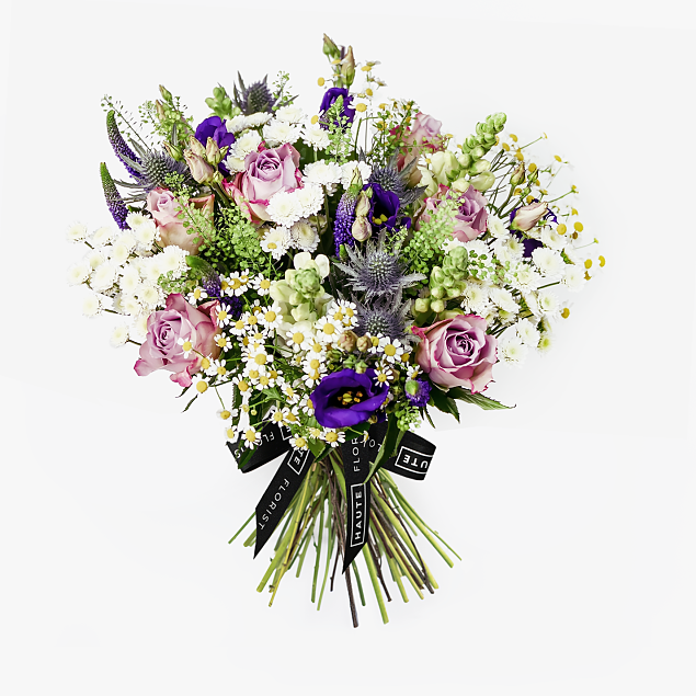 Bild von Haute Florist Graceful Beauty – Luxury Flowers – Luxury Bouquet – Wildflower Bouquet – Luxury Birthday Flowers – Haute Florist